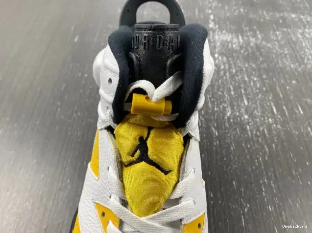 One Kick Ochre CT8529-170 6 Air Jordan Yellow 0526
